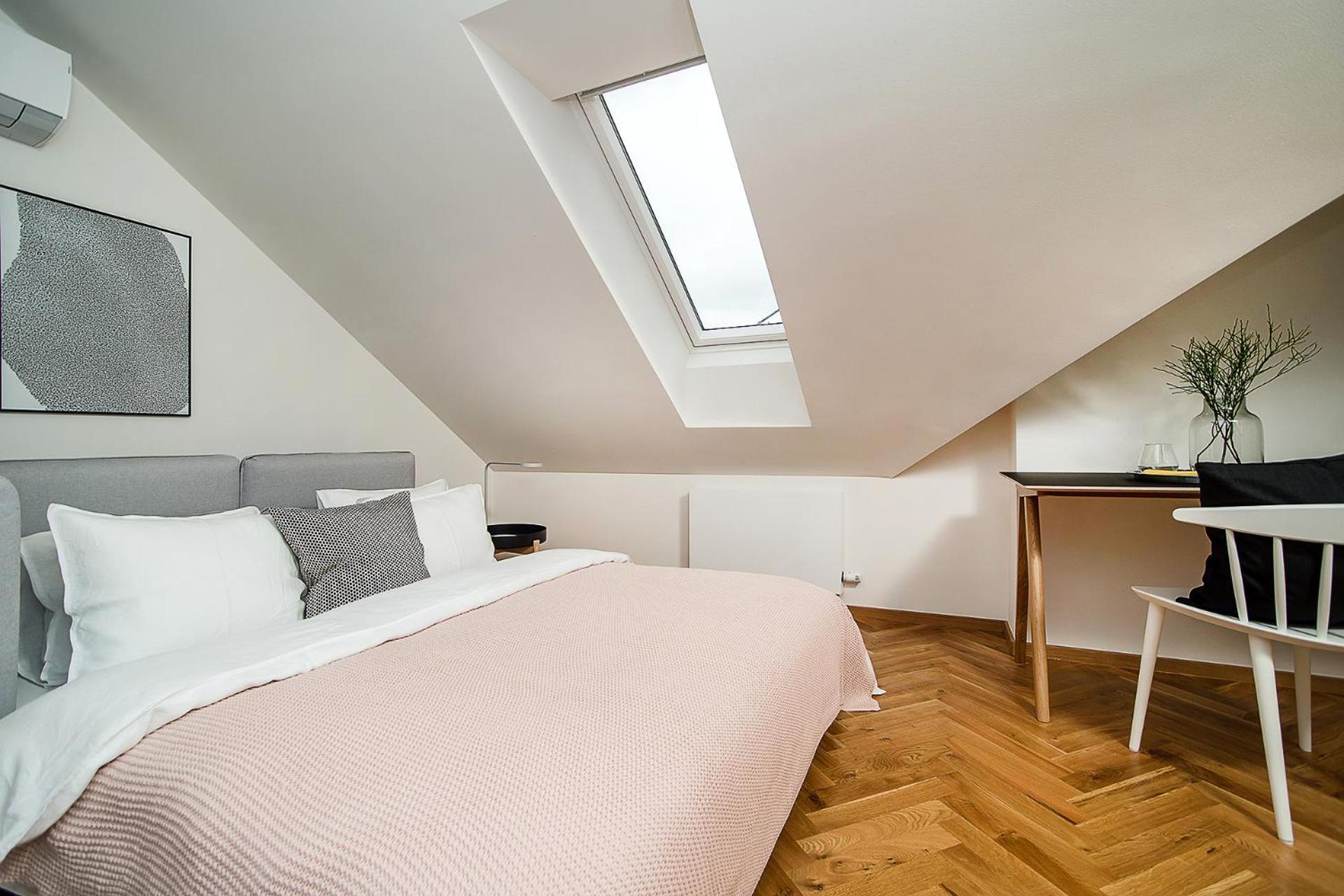 Large And Modern Apartment In The Heart Of Praga Exterior foto